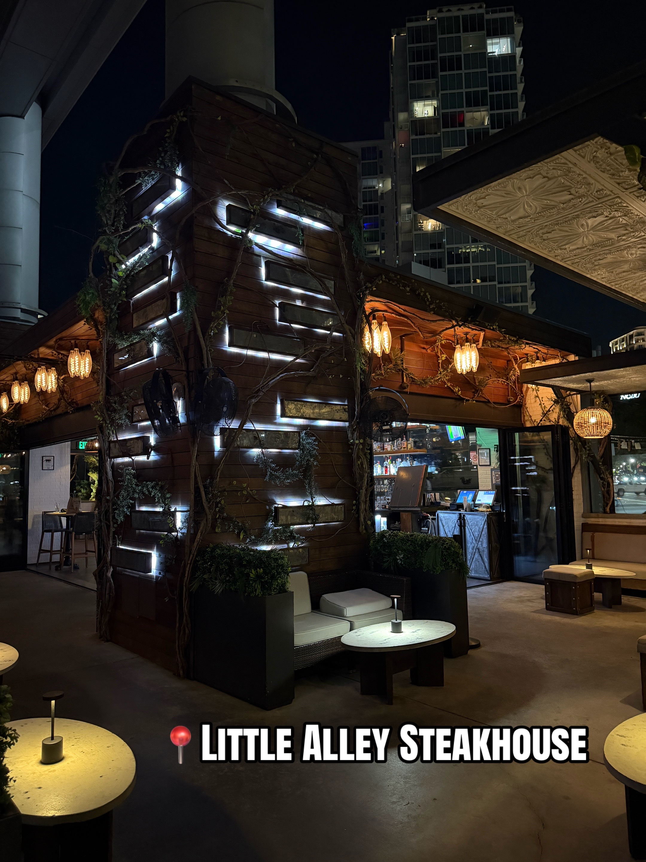 Little Alley Steak Buckhead Is A Steakhouse