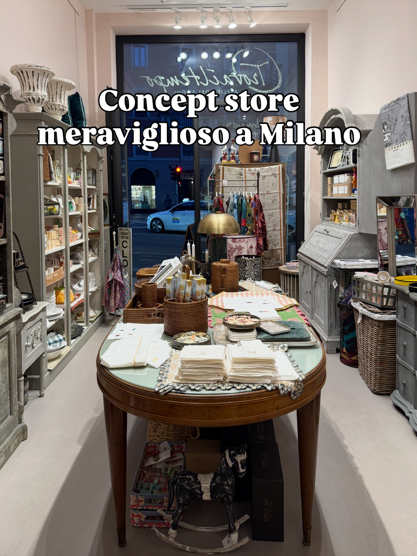 Milan's Trova Il Tempo Home Decor Stores
