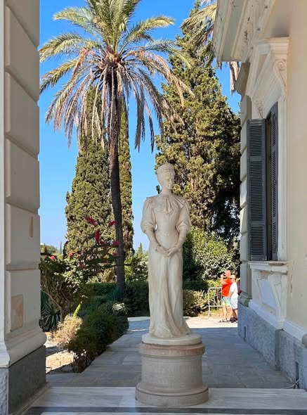 Achilleion Palace Showcases Neoclassical Architecture
