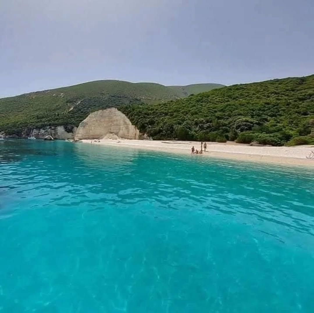 Kefalonia's Fteri Beach: A Hidden Gem