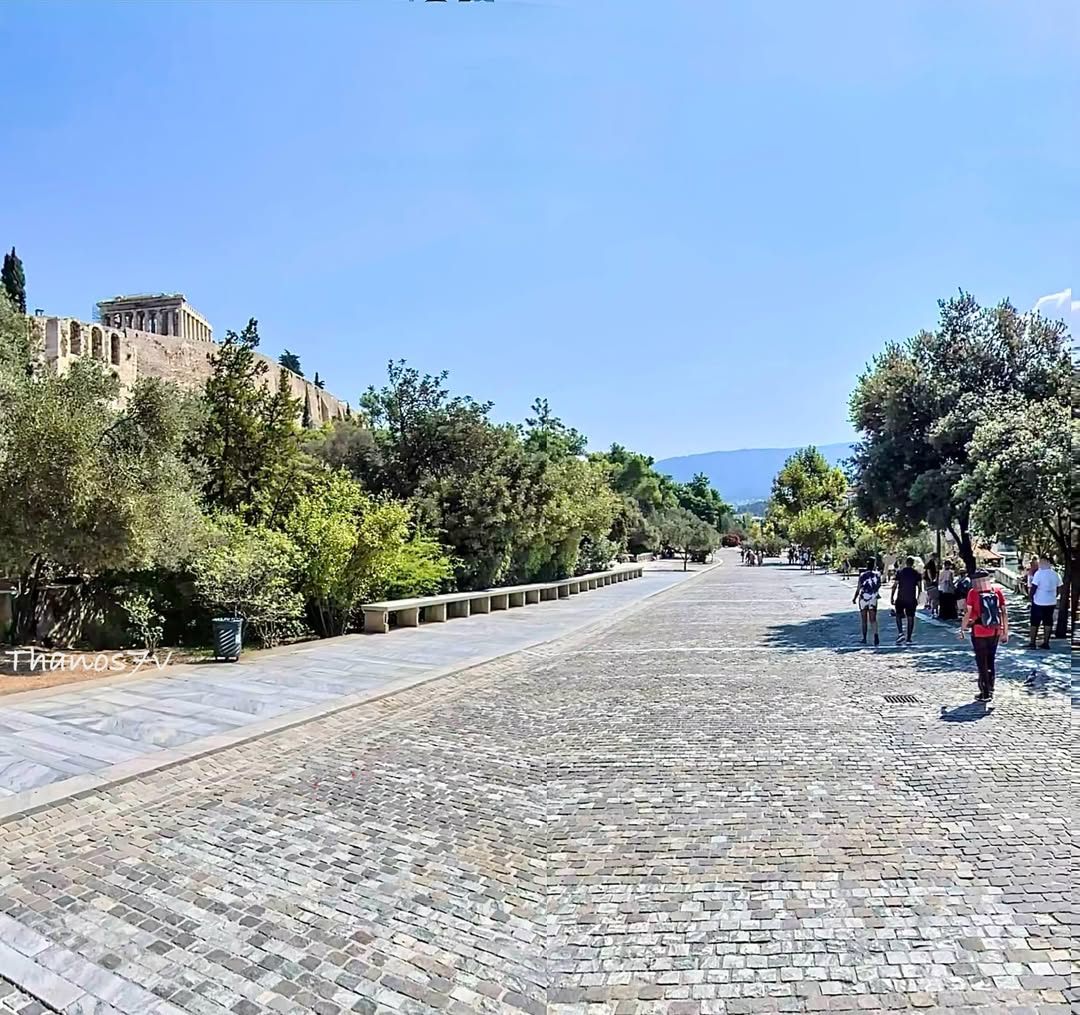 Iconic Athenian Promenade to Acropolis Landmarks
