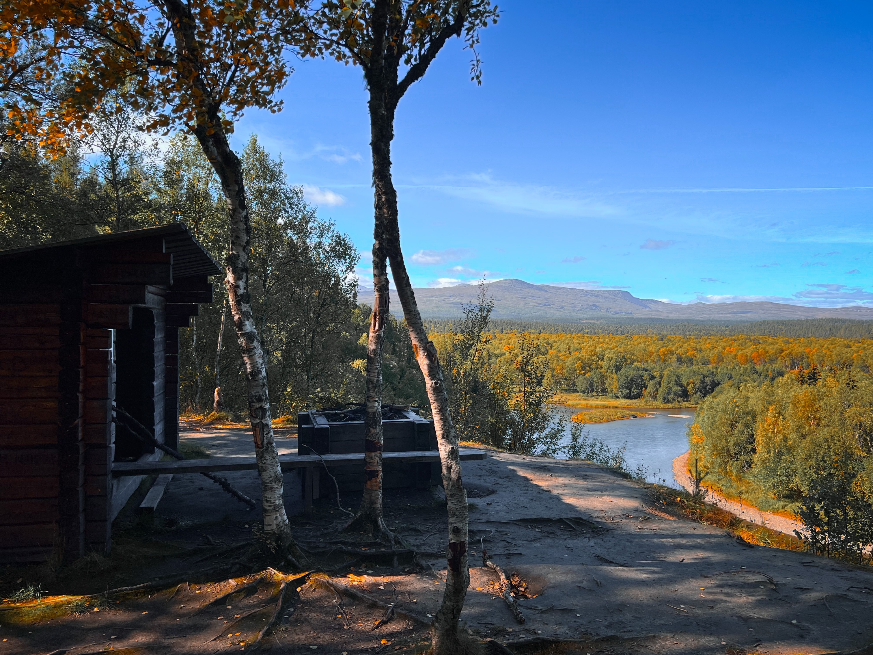 Hiking Vålådalen And Blanktjärnsrundan With Dogs
