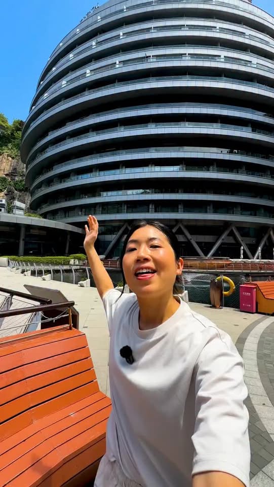 Deepest Hotel: Shanghai InterContinental Wonderland