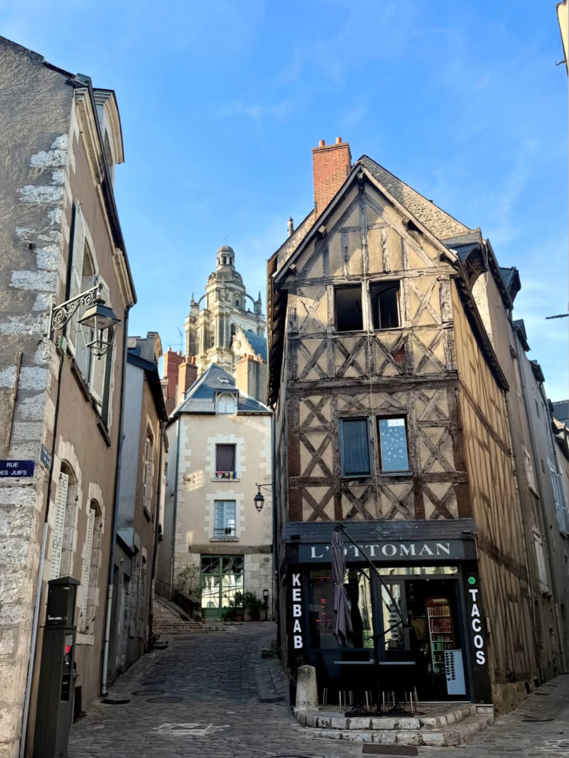 Historic French Chateaux And Cathedrals