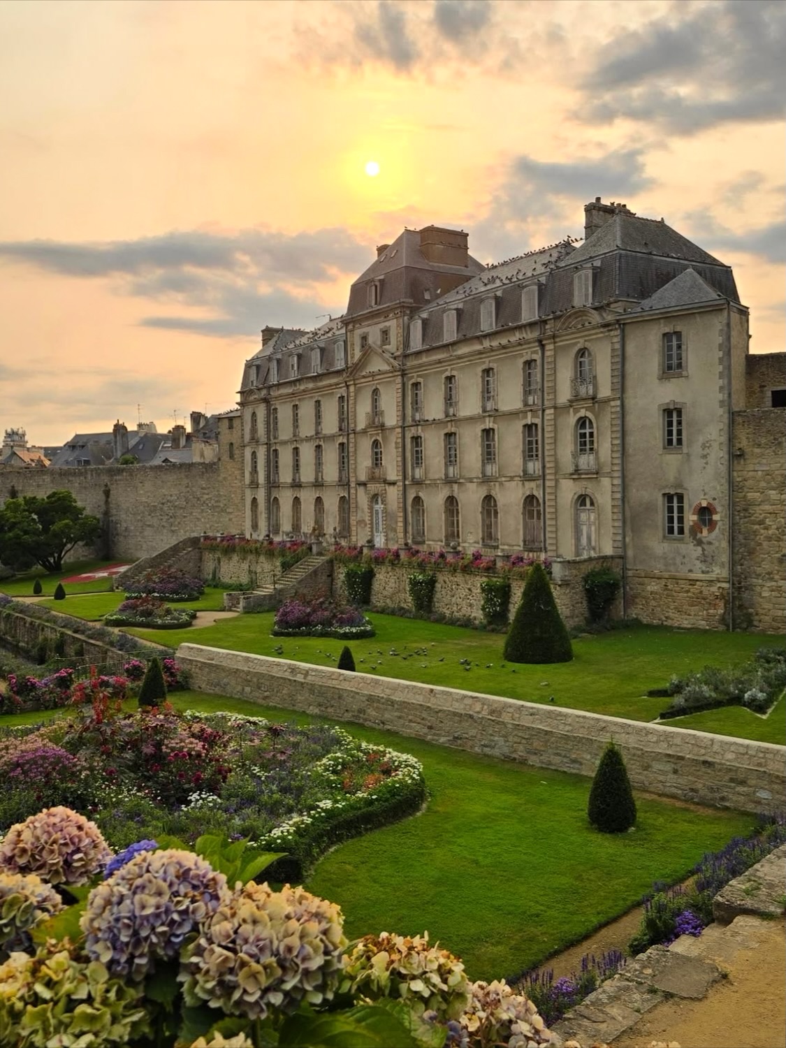 Medieval Vannes: Ramparts, Gothic Cathedral, and Gardens