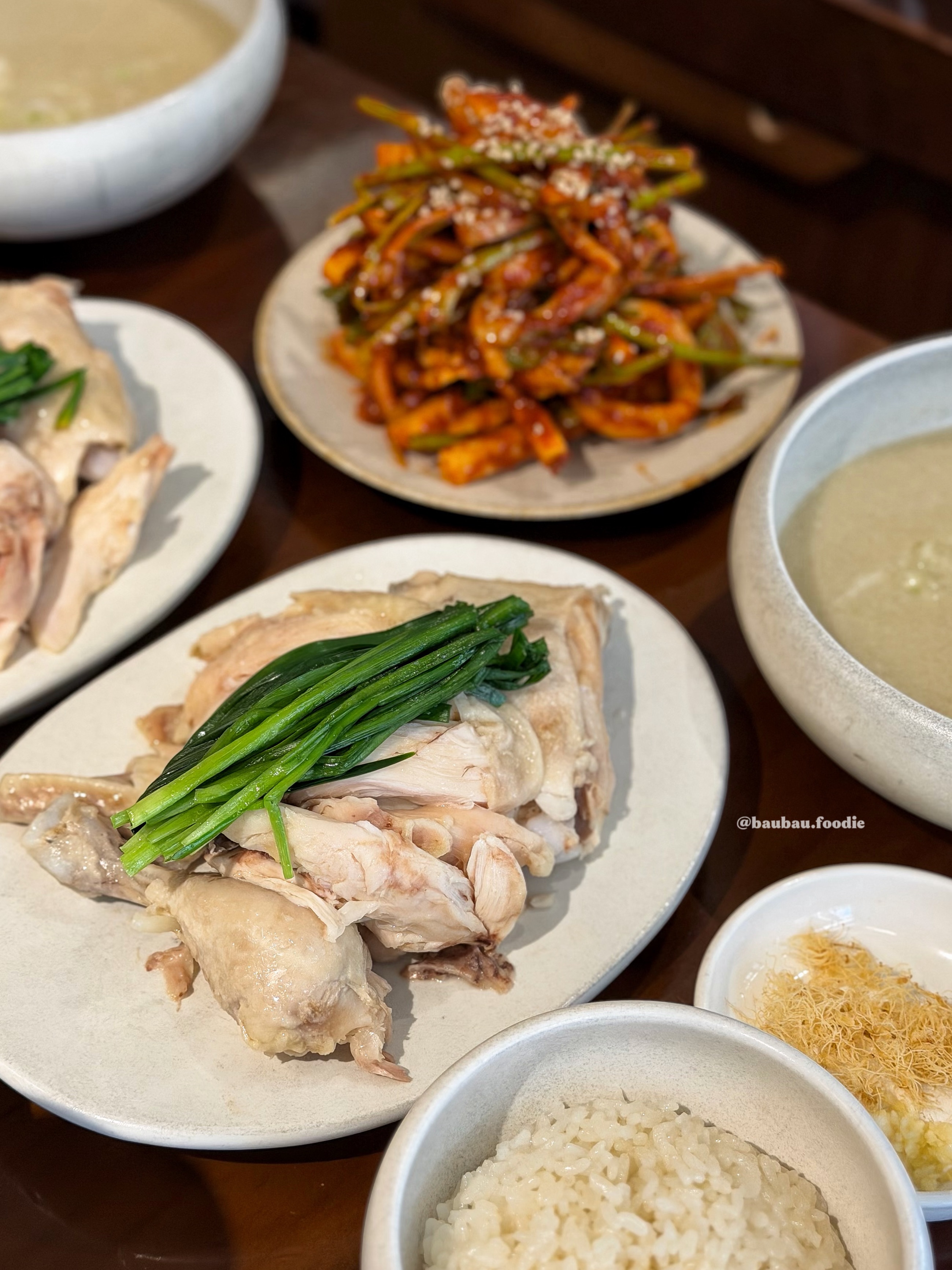 Muguo House Seongsudong: Rich Ginseng Chicken Soup