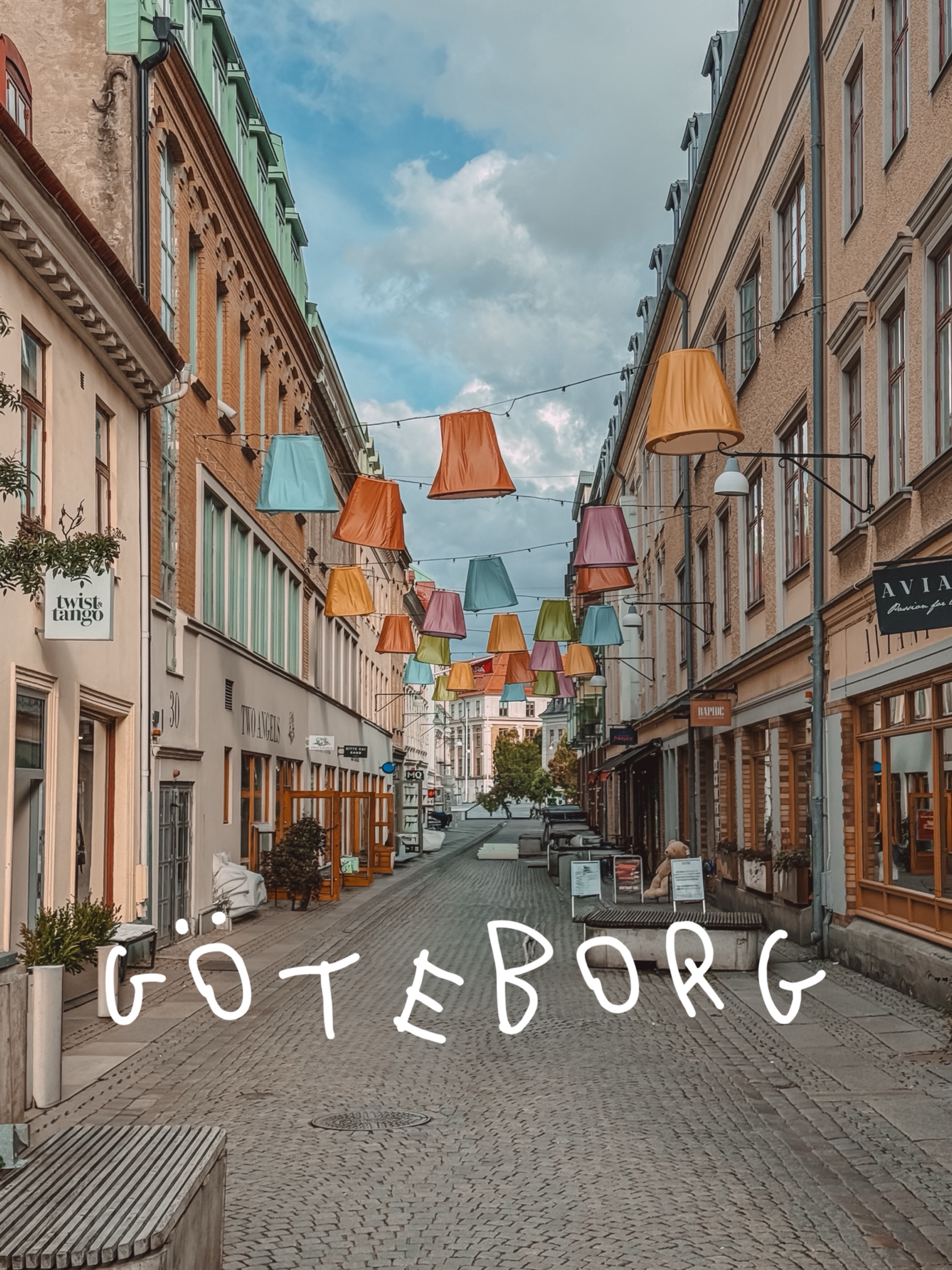 Gothenburg's Charming Neighborhoods and Cafes