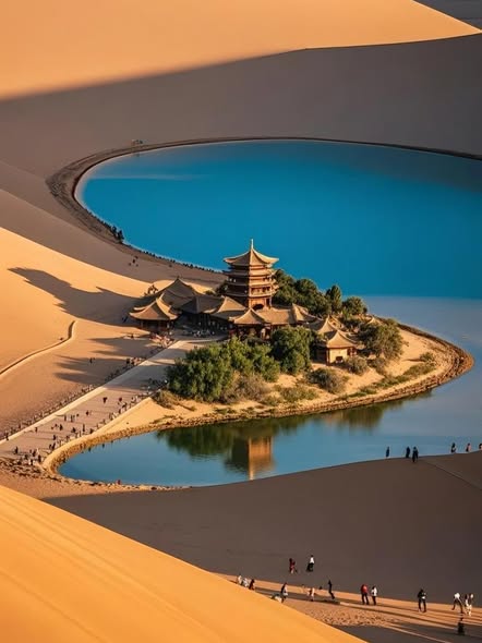 Ancient Art and Desert Wonders in Dunhuang