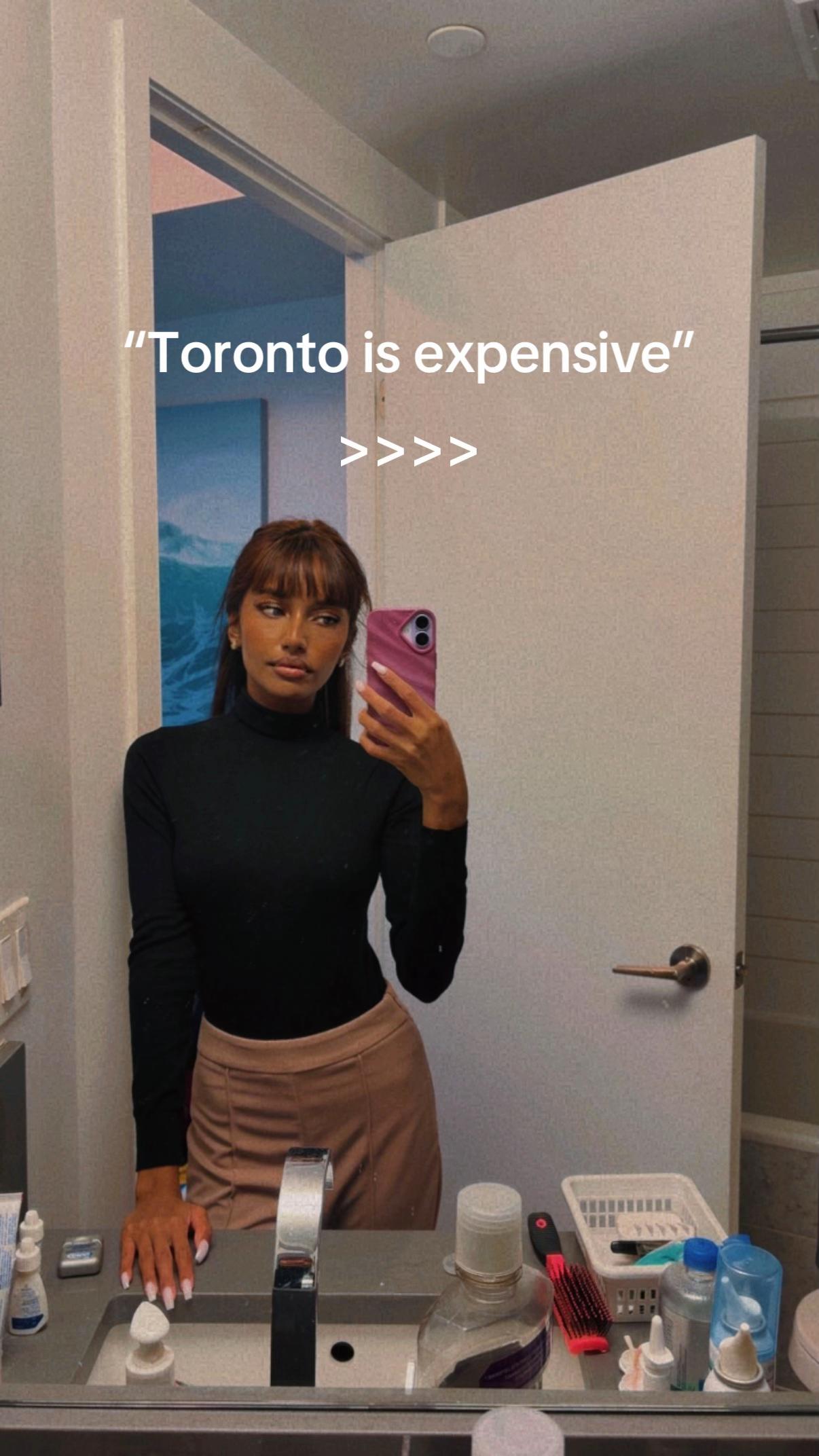 Free Toronto Attractions For Budget-Friendly Exploration