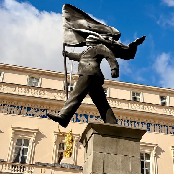 Banksy Sculpture Accessible in Waterloo Place