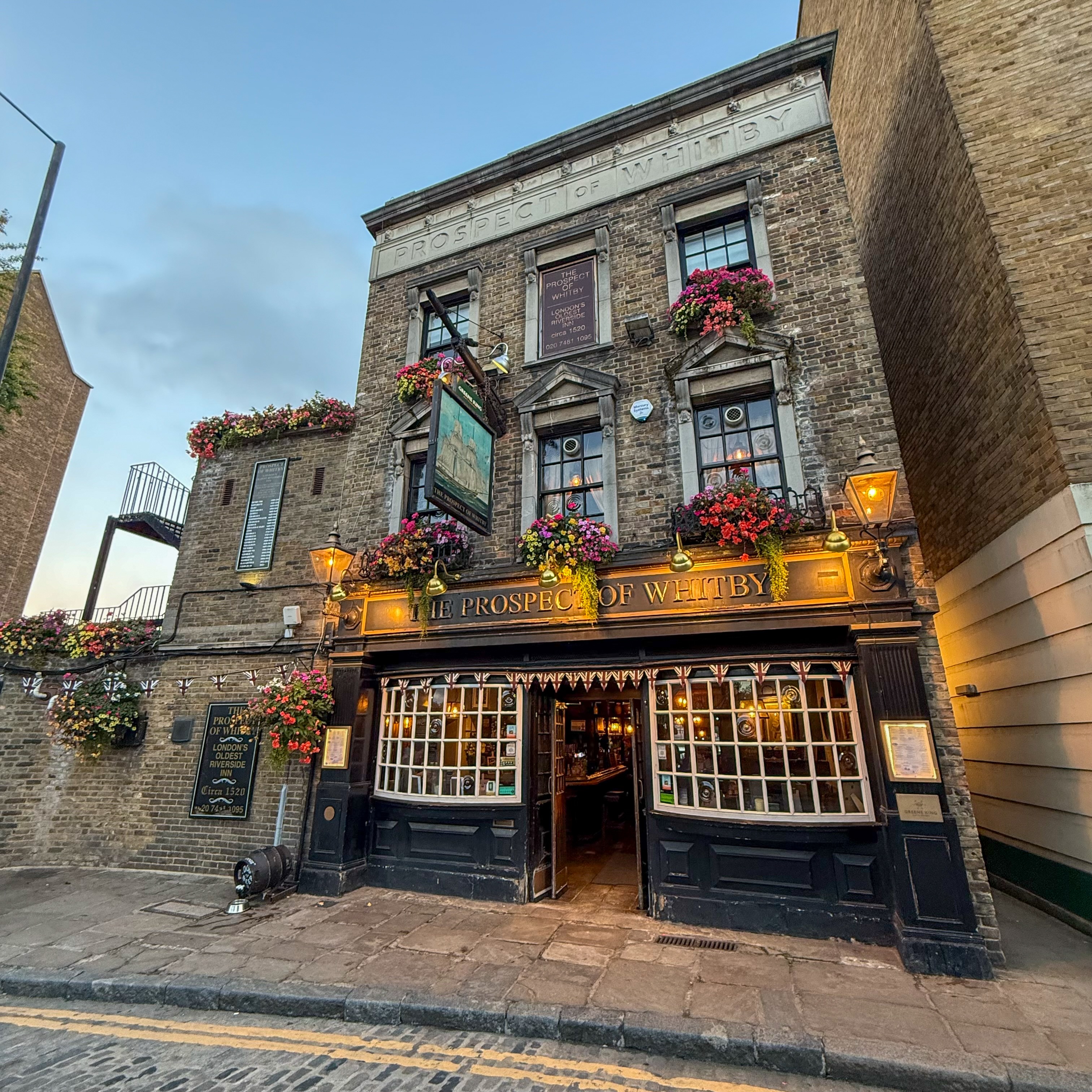 Historic London Pubs With Dark Histories