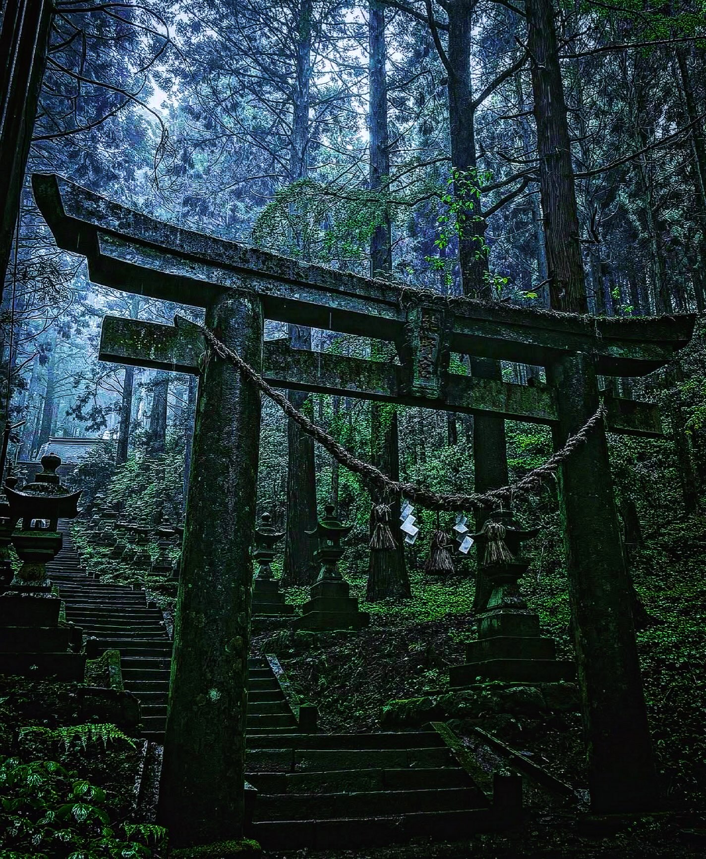 Kamishikimi Kumanoimasu Shrine's Ancient Legends