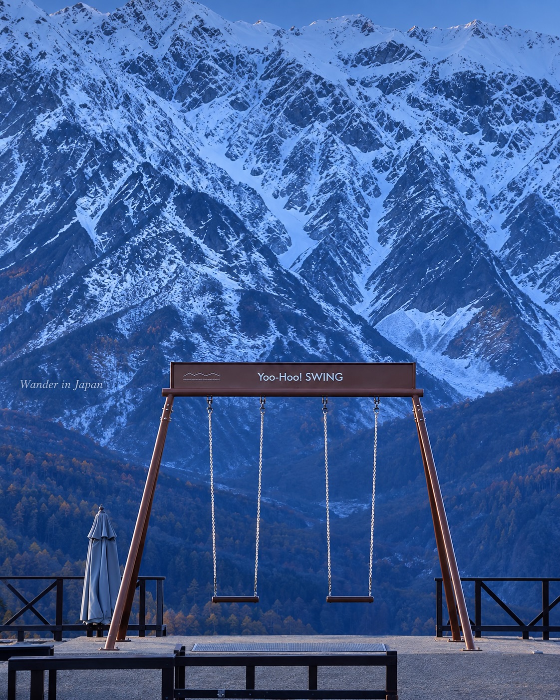 Hakuba Iwatake Mountain Resort's Autumn Views