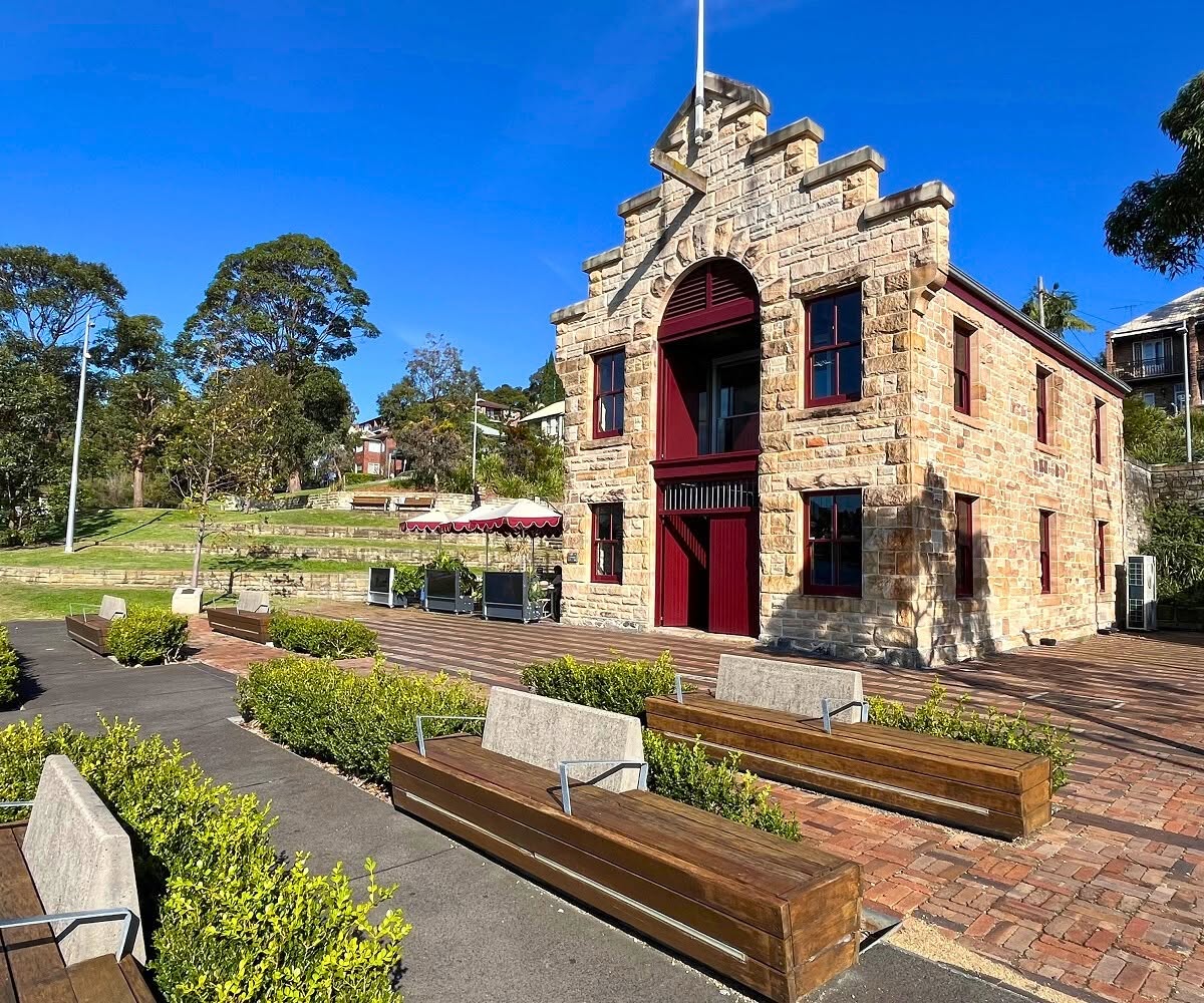 Fenwick Buildings And Ferry Wharf Dining