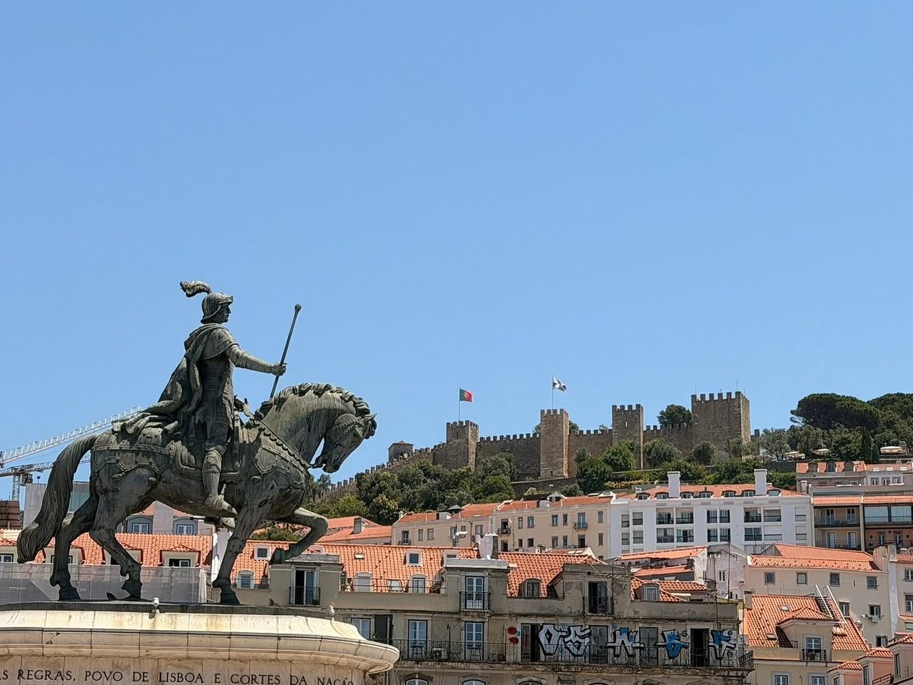 Lisbon Exploration: Historic Sites and Culinary Delights