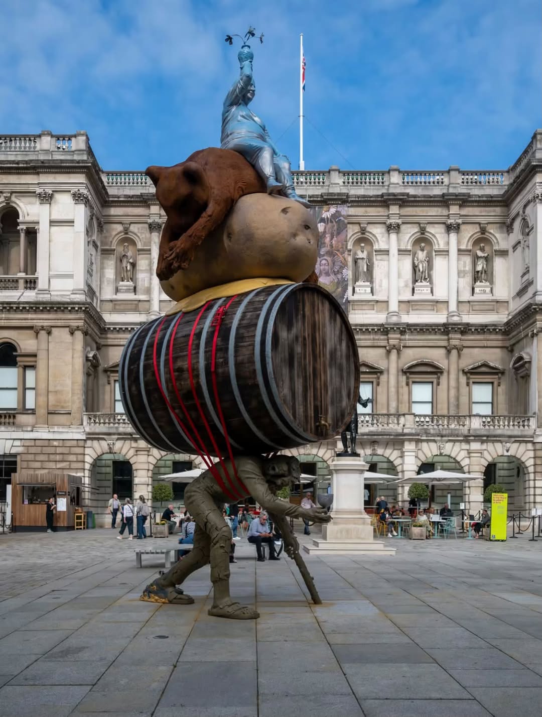 Royal Academy of Arts Features Monumental Sculpture