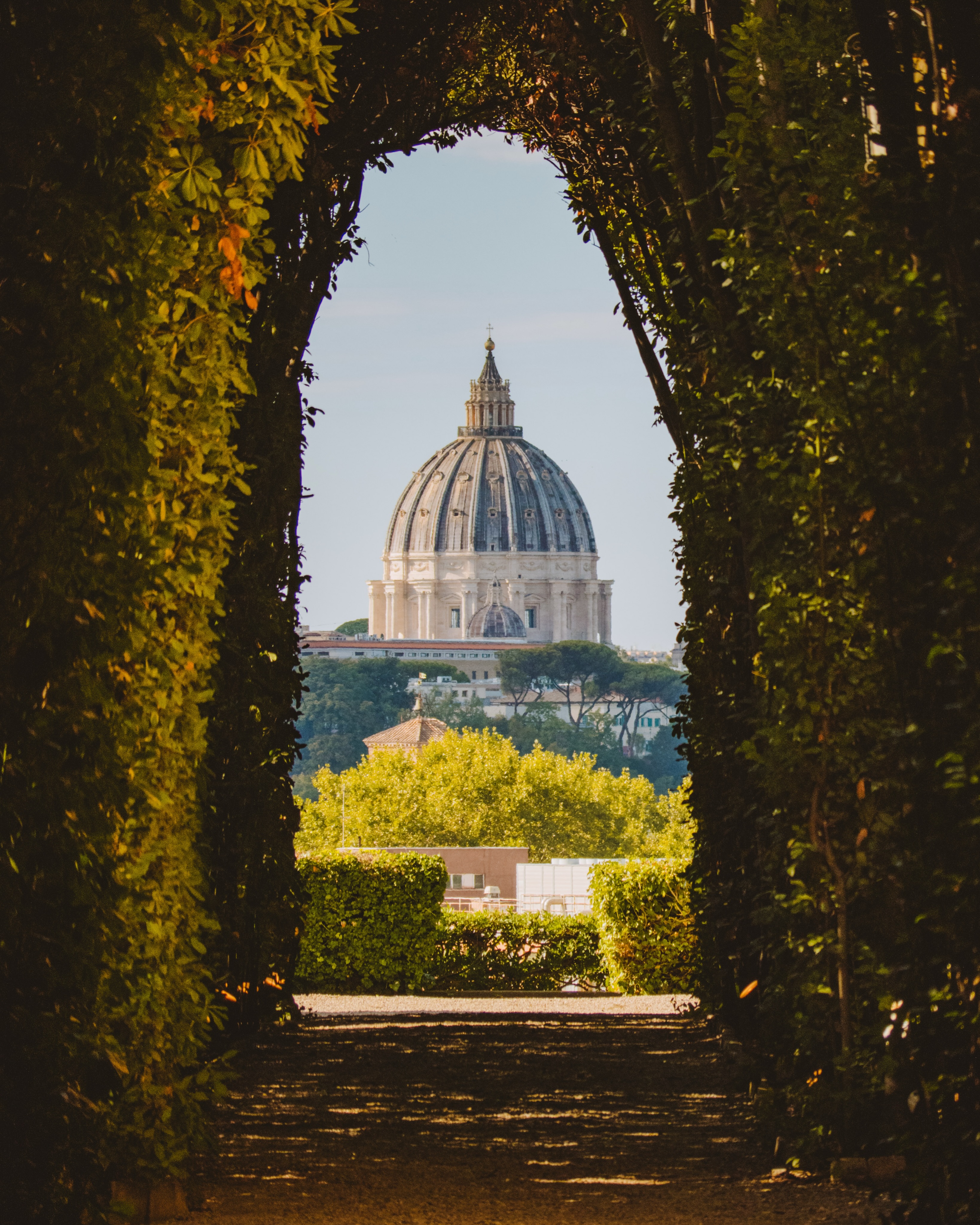 Iconic Roman Landmarks and City Views