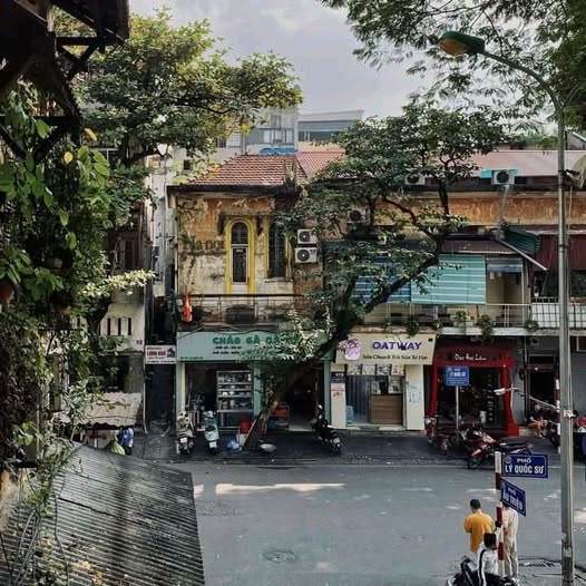 Hanoi Attractions and Local Experiences