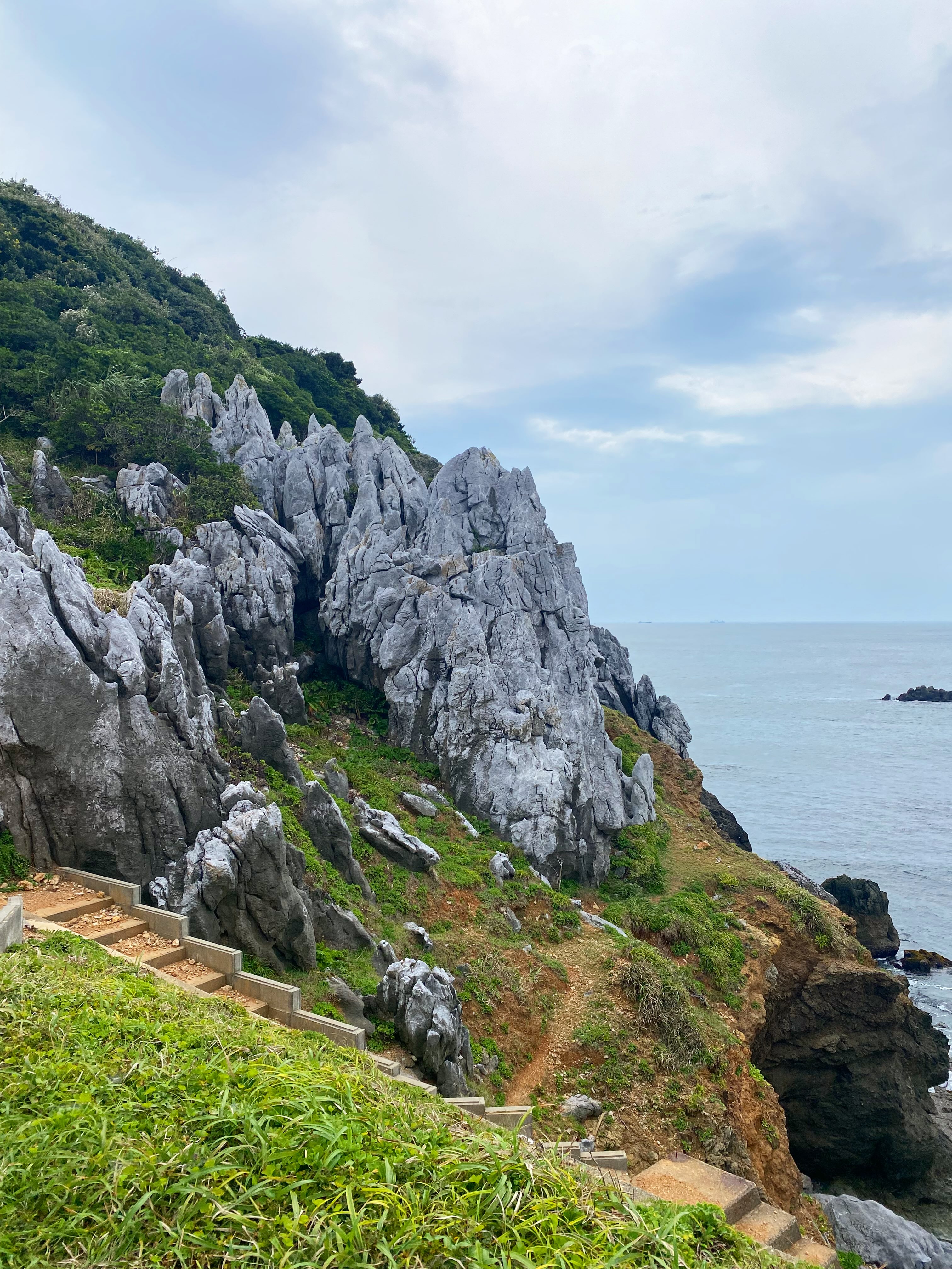 Island Of Sights And Mountain Trails