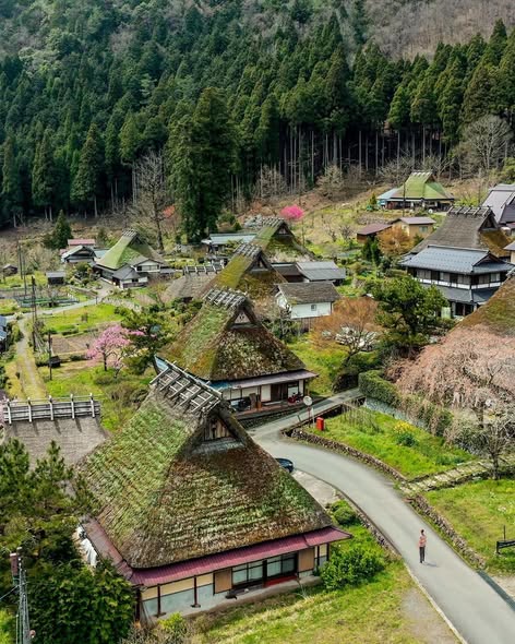 Fairytale Thatched Roof Village in Kyoto Mountains