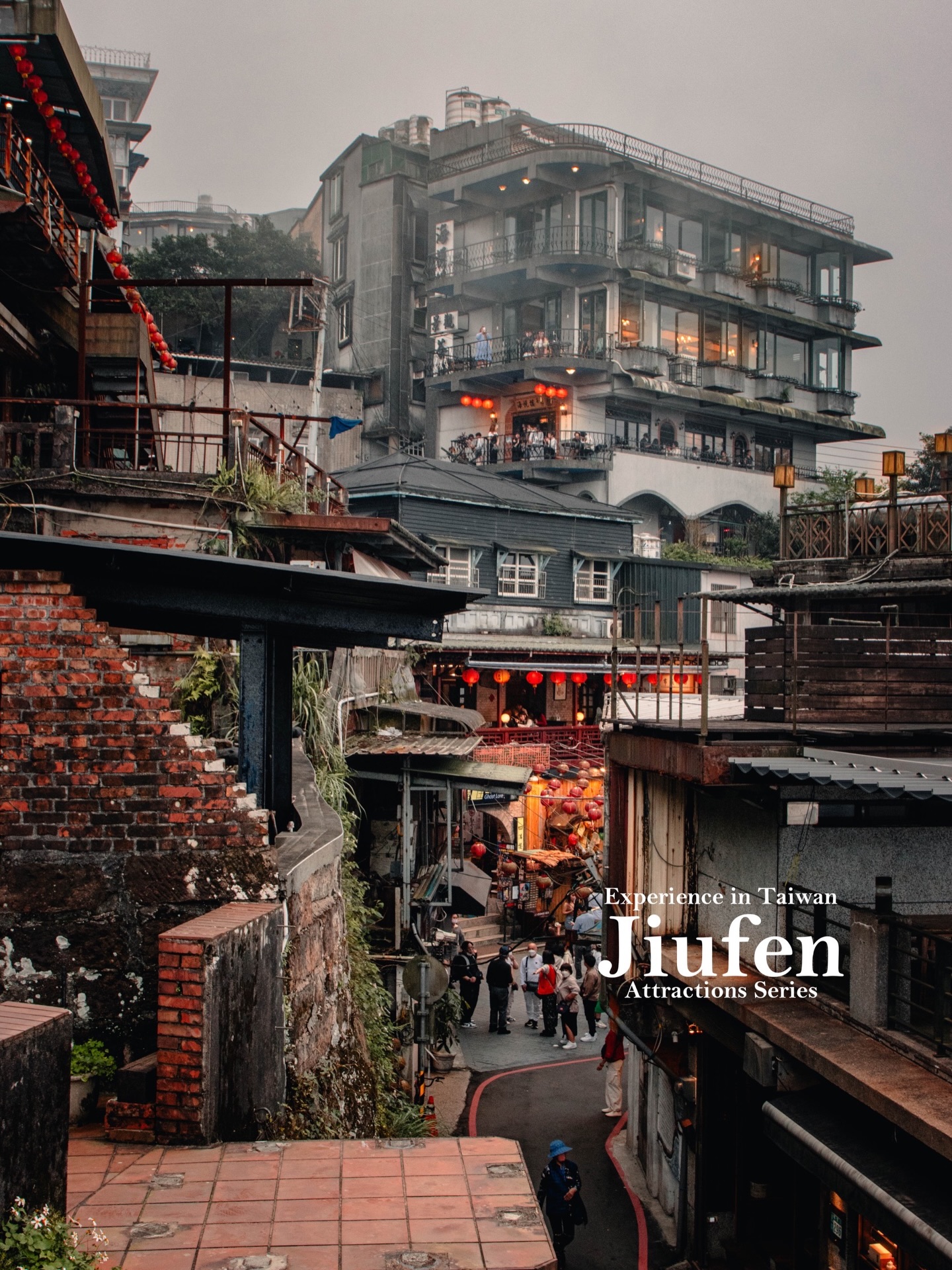 Misty Jiufen's Enchanting Lantern-Lit Nights