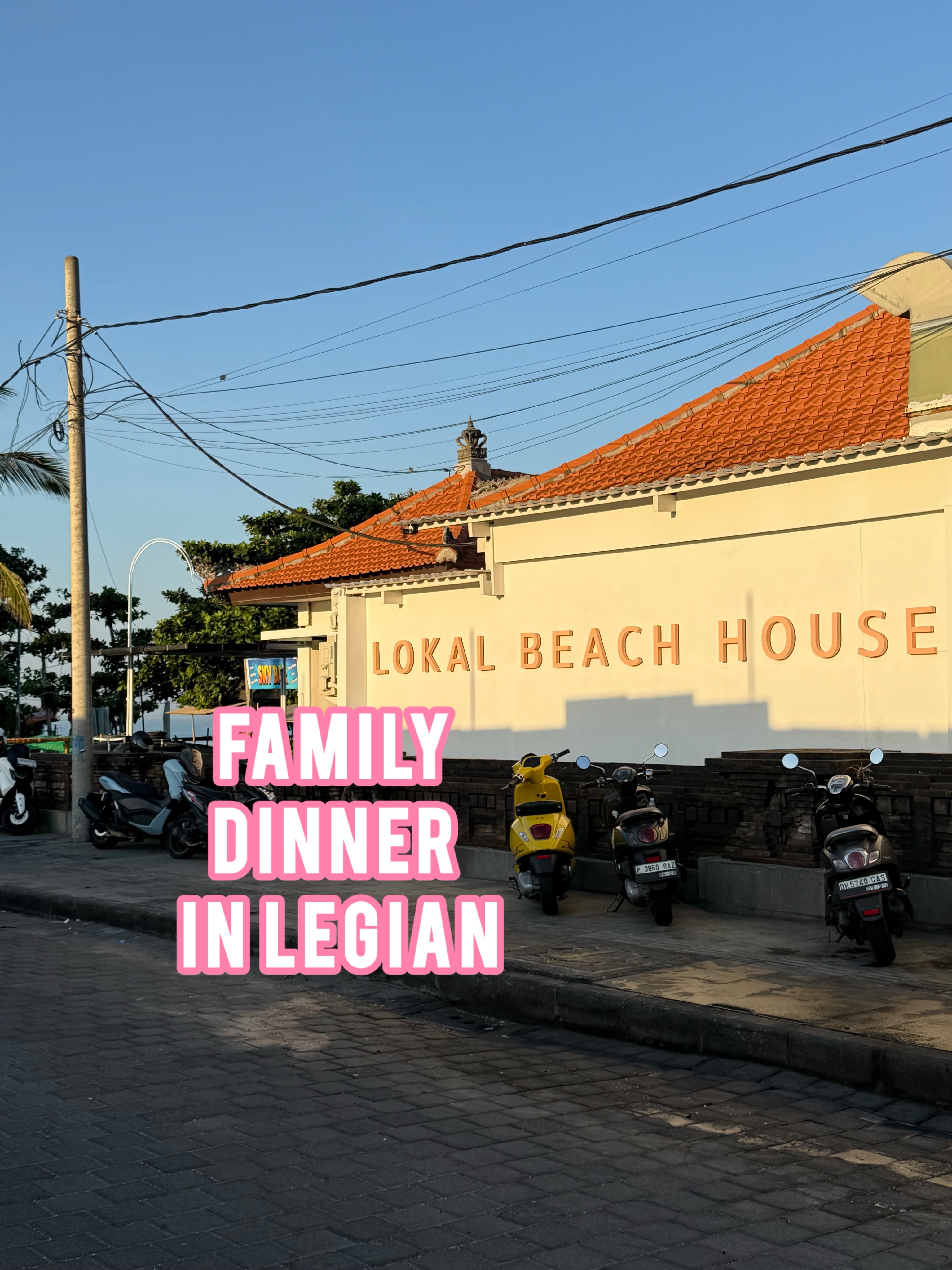 Beachfront Dining and Sunset Drinks in Bali