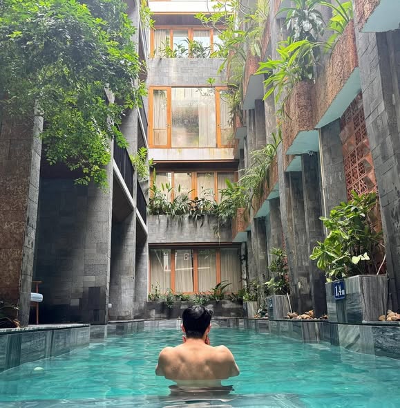 My Khe Beach: A Gem Near Da Nang Hotels