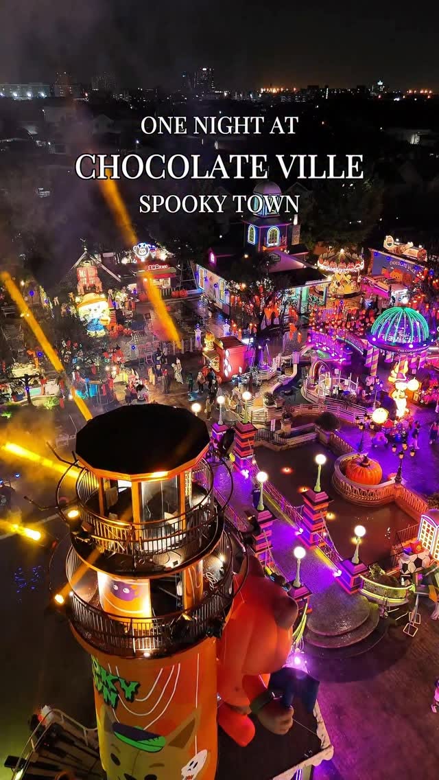 Chocolate Ville's Spooky Halloween Town Transformation