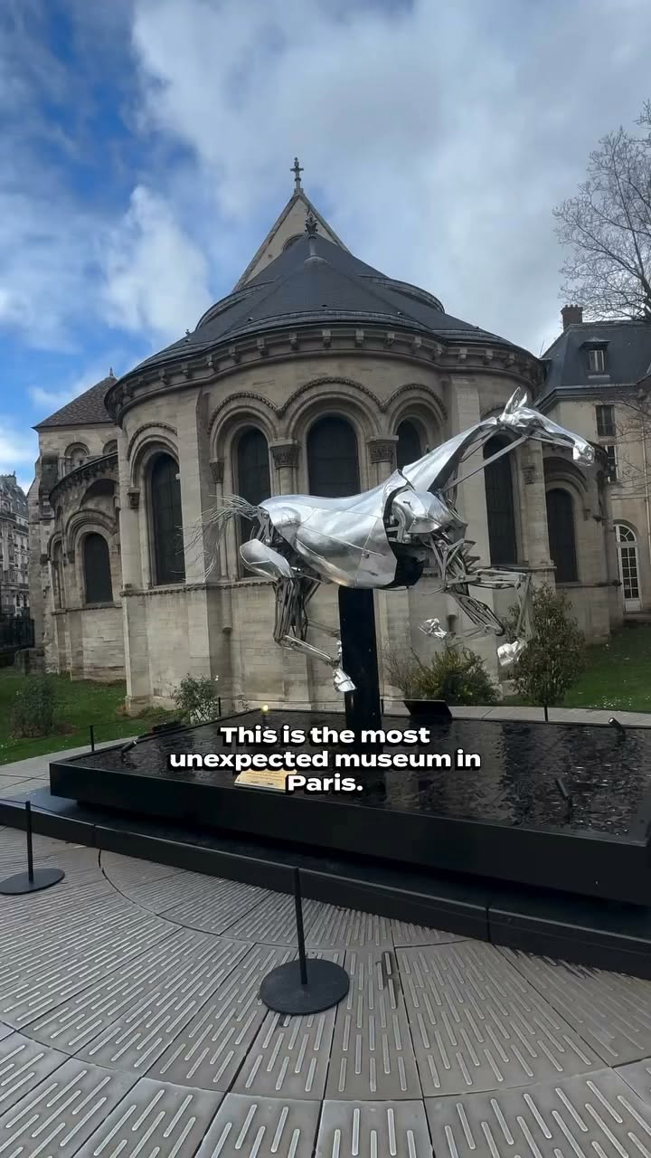 Parisian Museum of Arts and Crafts Exhibits