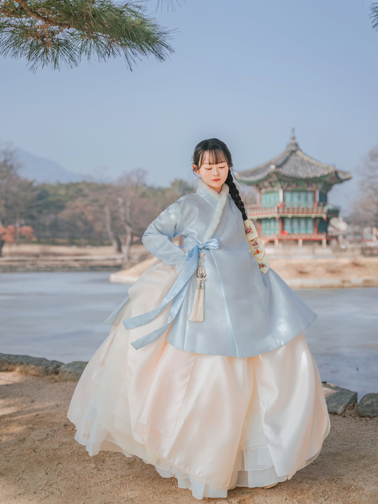 Palace Setting for Soun Dan Jangot Hanbok