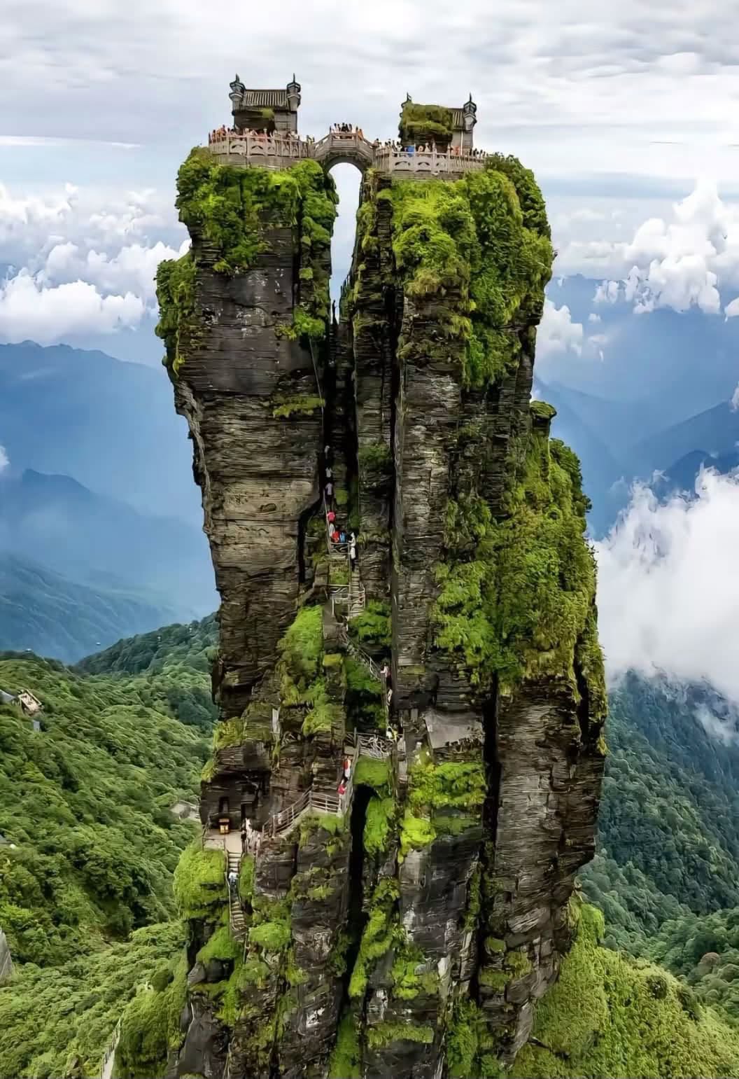 Fanjing Shan's Temples Perched on Ancient Rock Formation