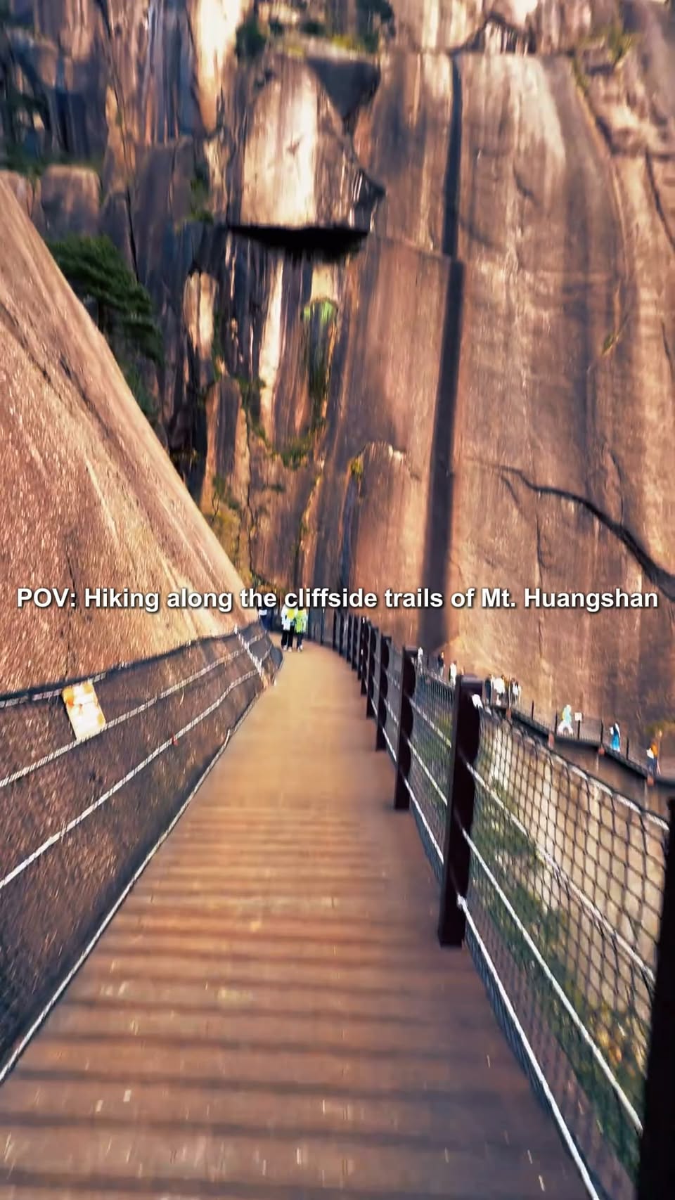 Huangshan Mountain's Cliffside Trails Challenge