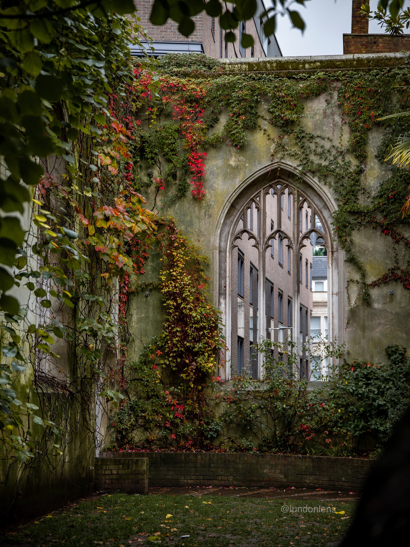 St Dunstan in the East Church Garden