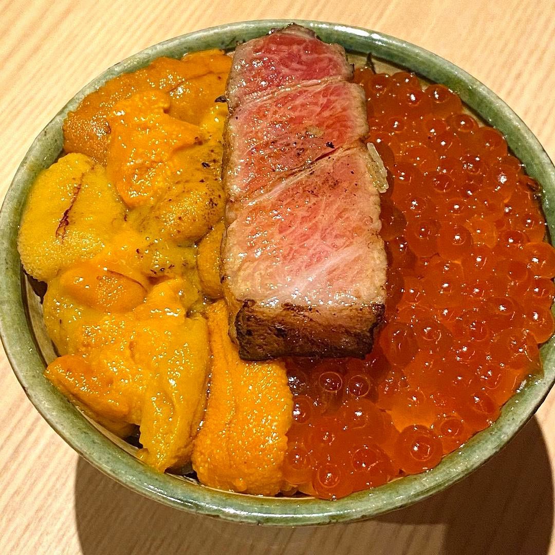 Luxury Aburi Toro Uni Ikura Donburi At Tsukiji