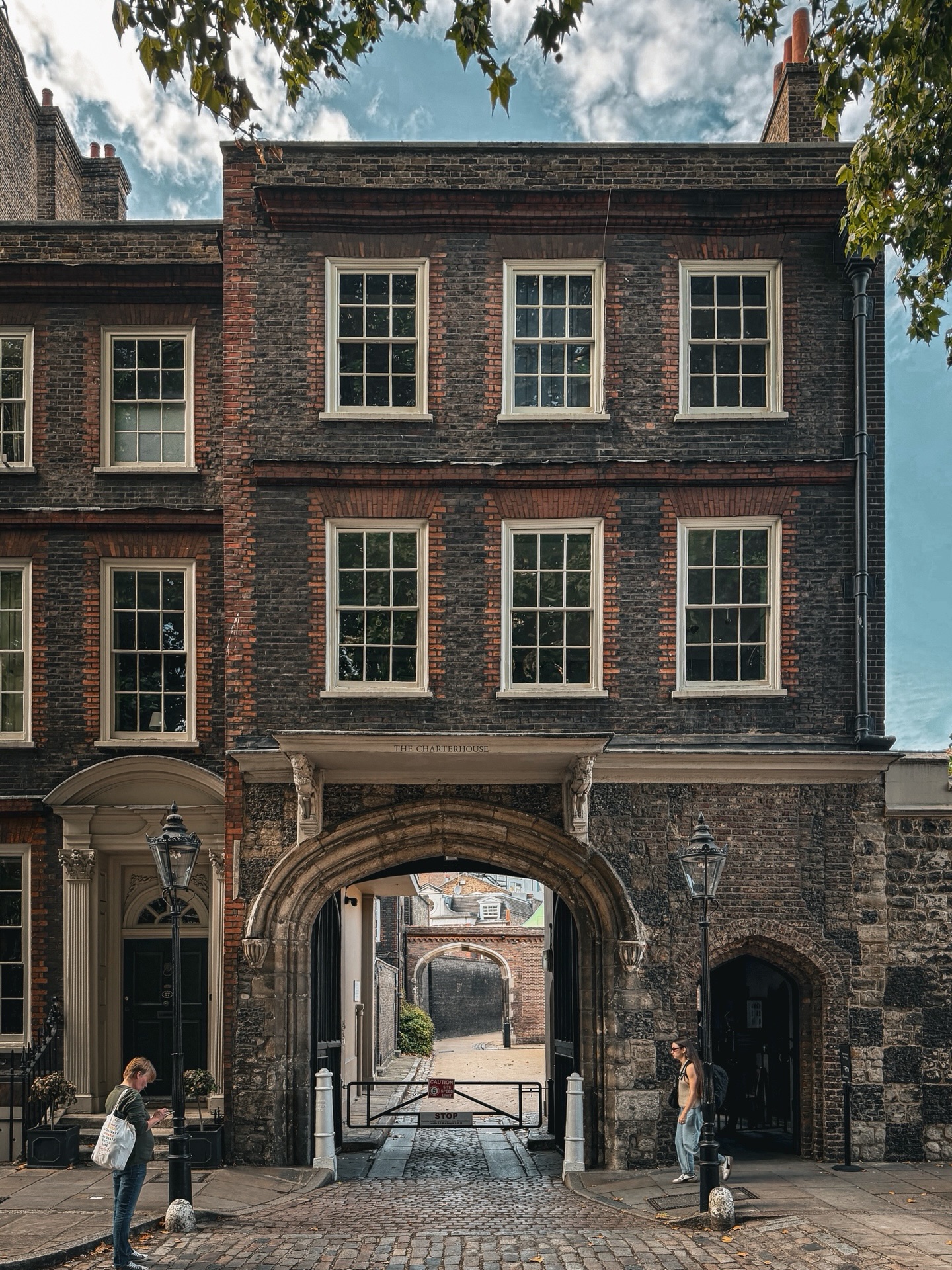 Historic London Spots With Art Deco Charm