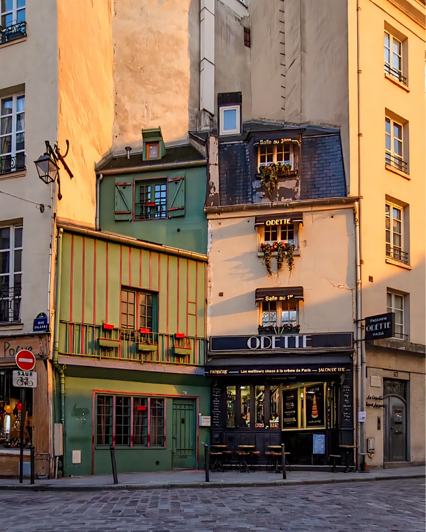 Latin Quarter's Rich History and Charm