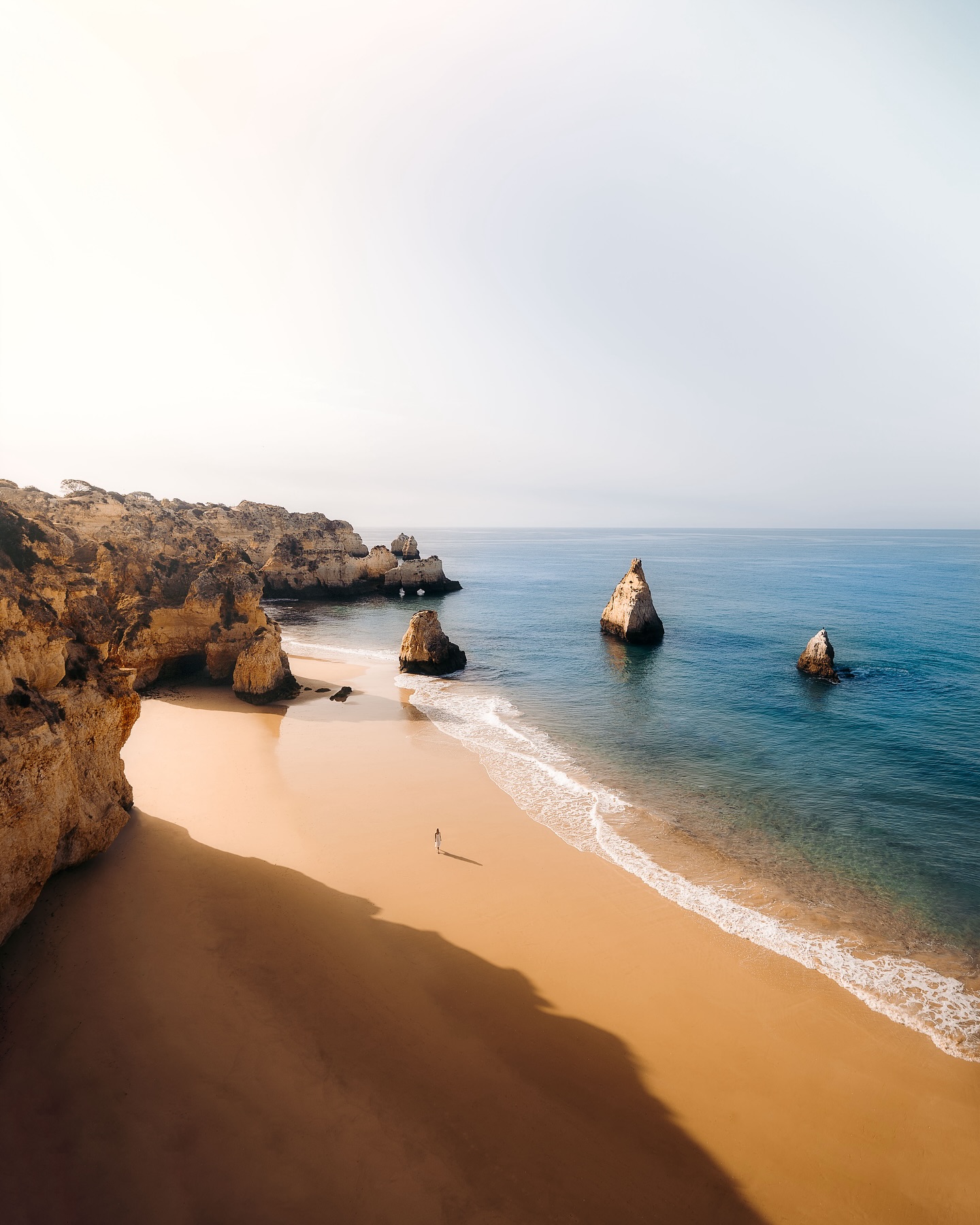Algarve Coast's Stunning Beaches and Caves