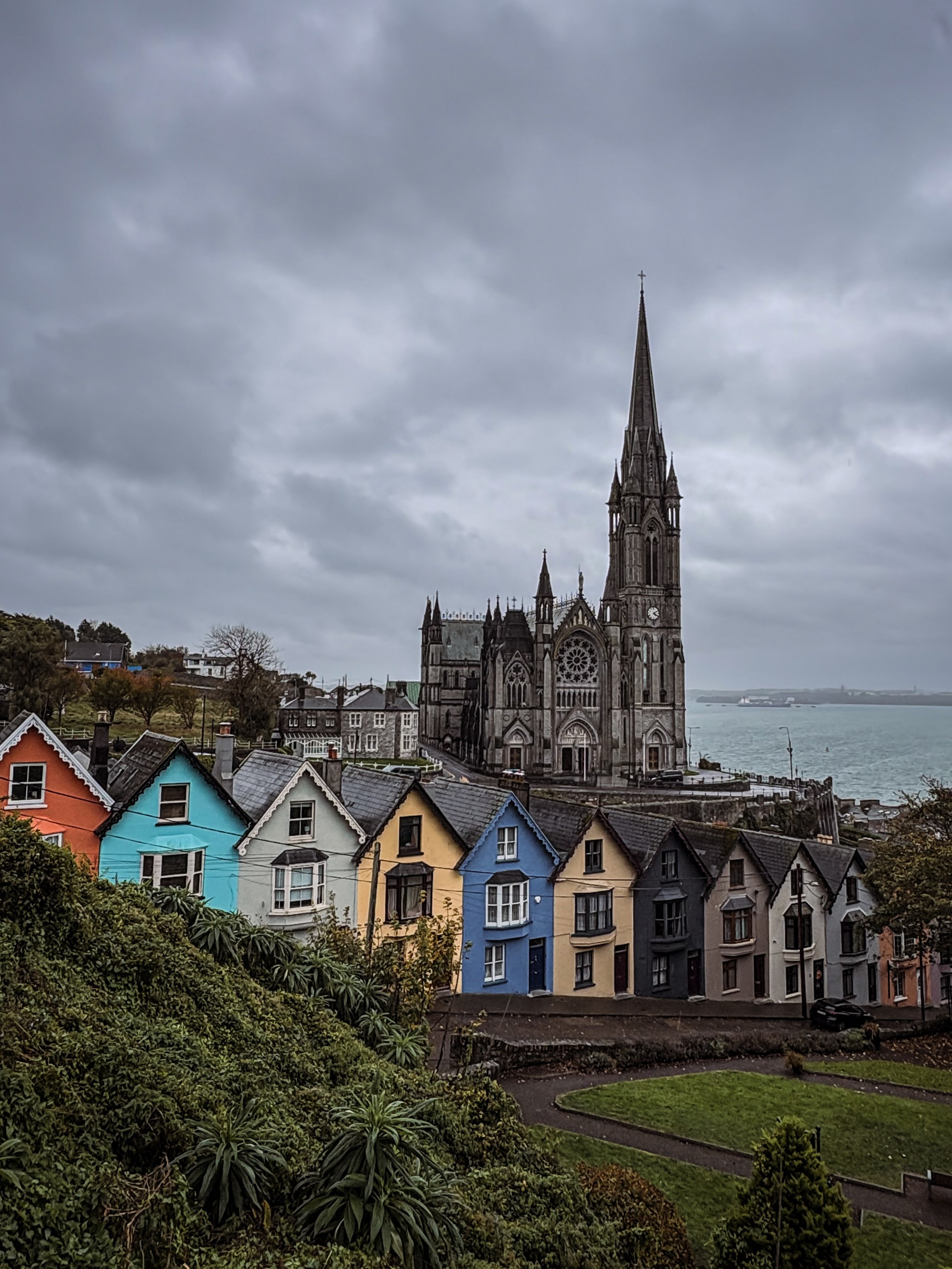 Colorful Streets and Buildings in Cobh and Kinsale