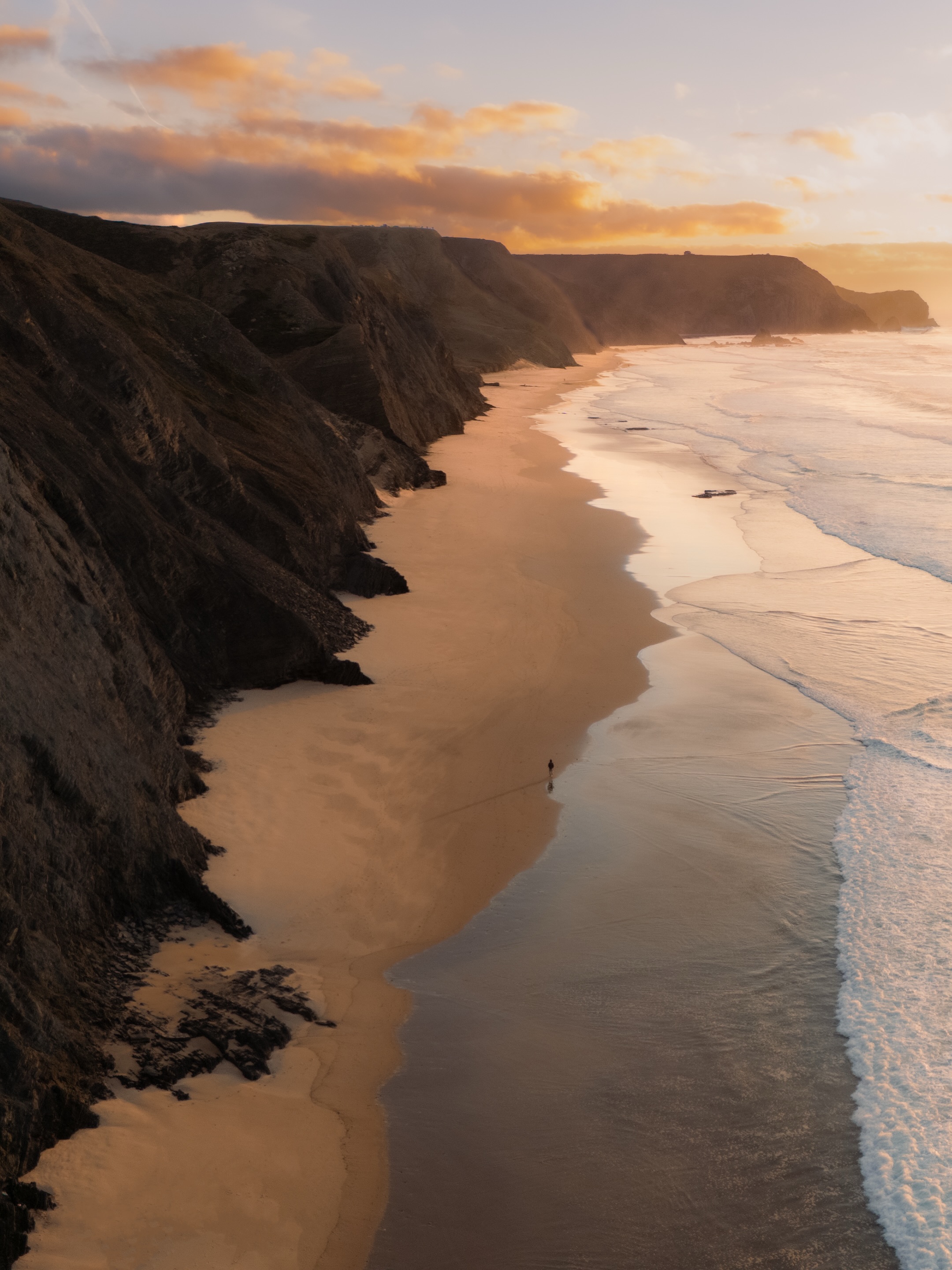 Algarve's Autumn Coastal Beauty