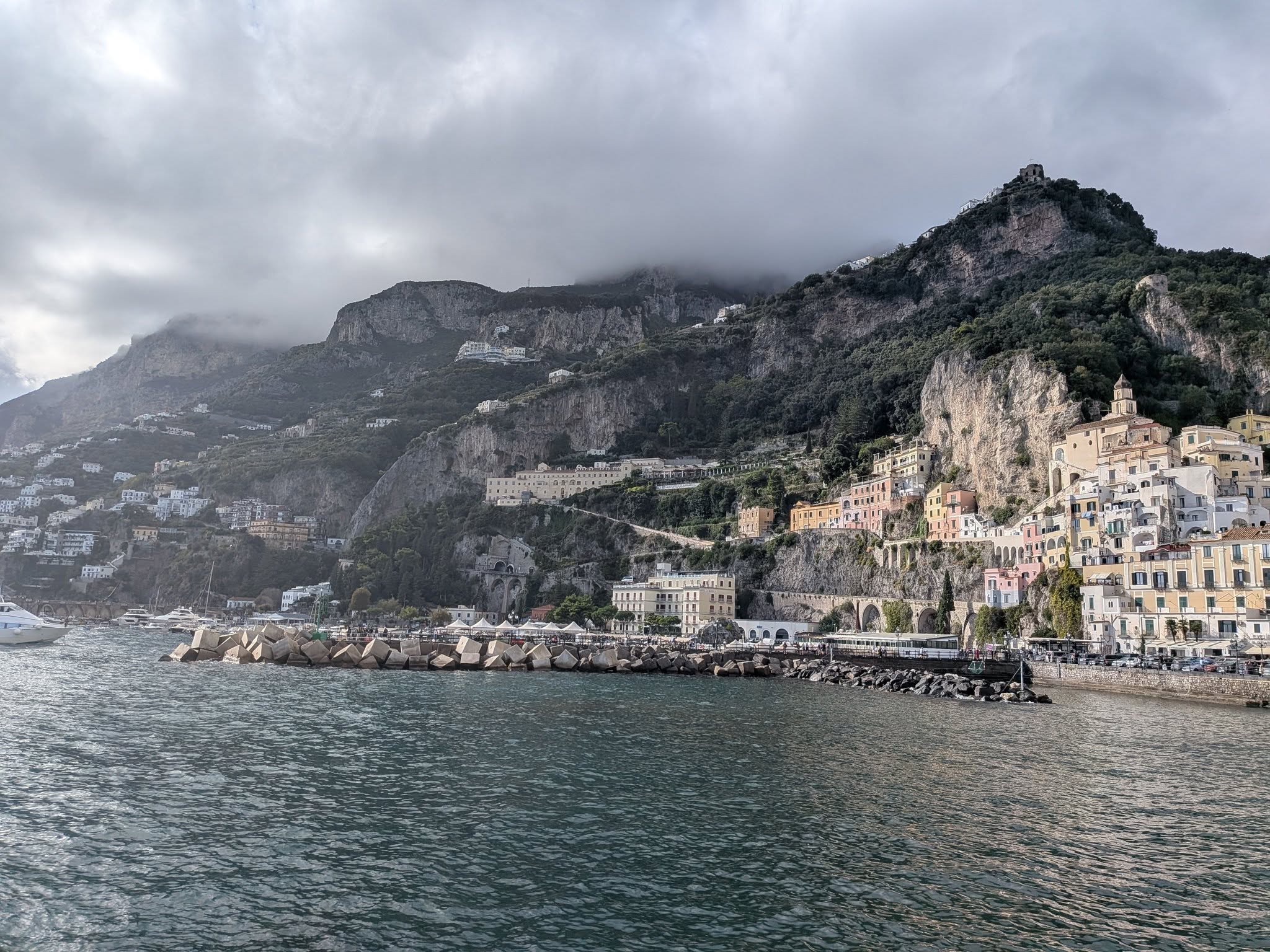 Amalfi Coast's Picturesque Coastal Views