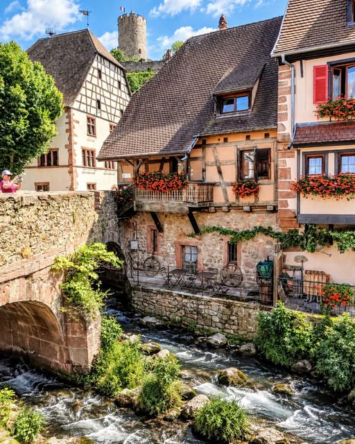 Kaysersberg: River, Historic Buildings, and Castle Ruins
