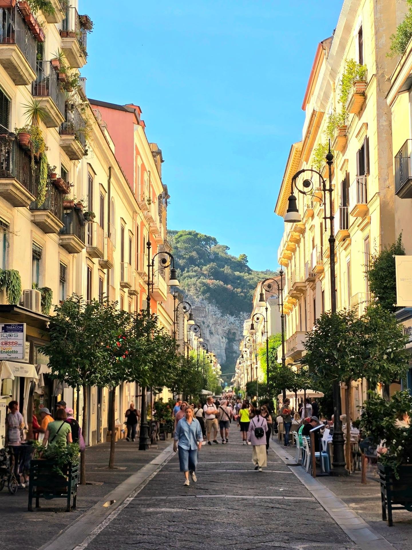 Sorrento's Autumn Charm: A Sunny Coastal Escape