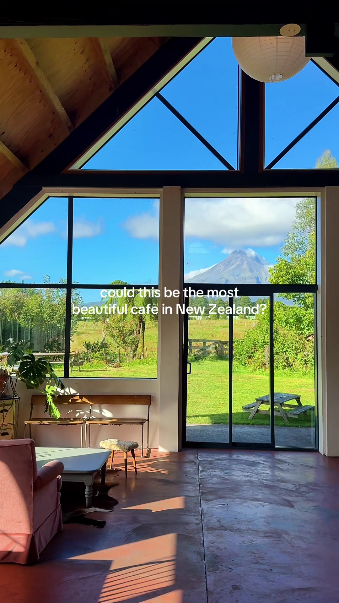 Cafes With Volcanic Views In Taranaki
