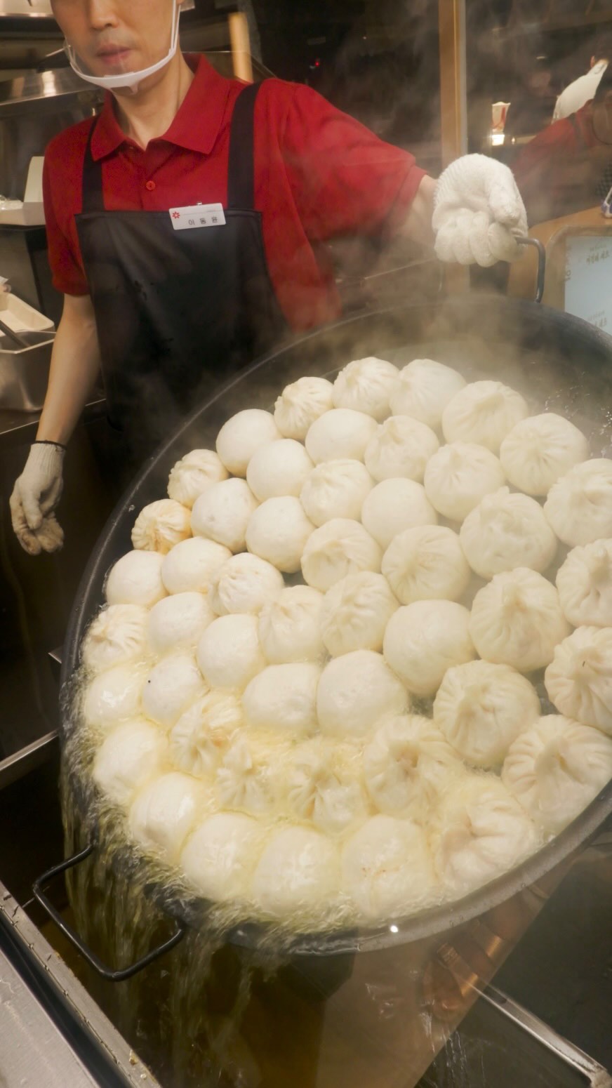 Shinsegae Gangnam's Expansive New Food Hall