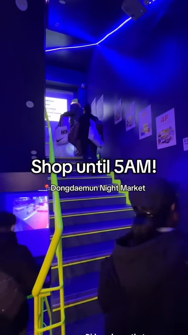 Seoul's Lively Night Markets and Districts