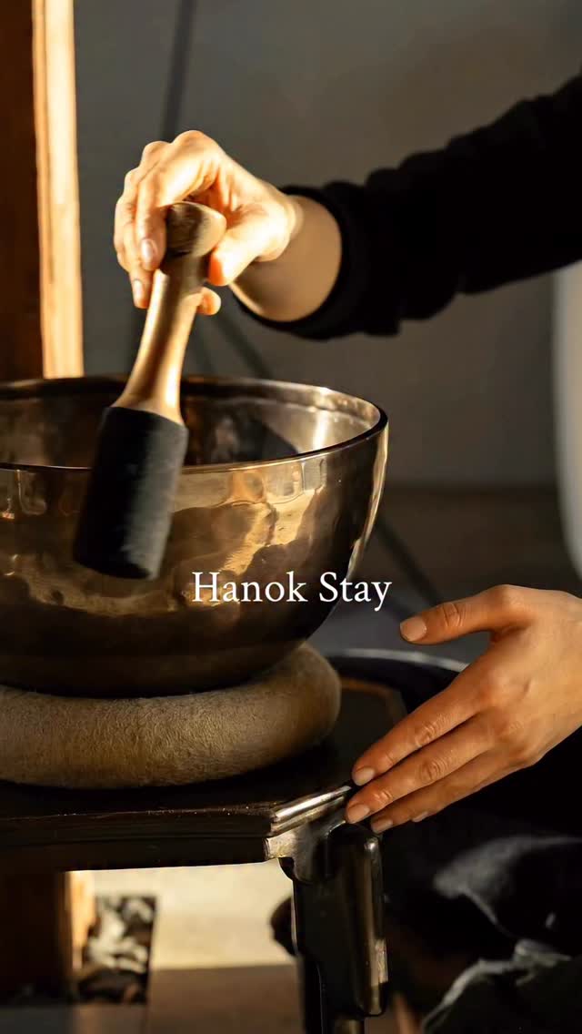 Hanok Stays With Mountain Views Near Gyeongbokgung
