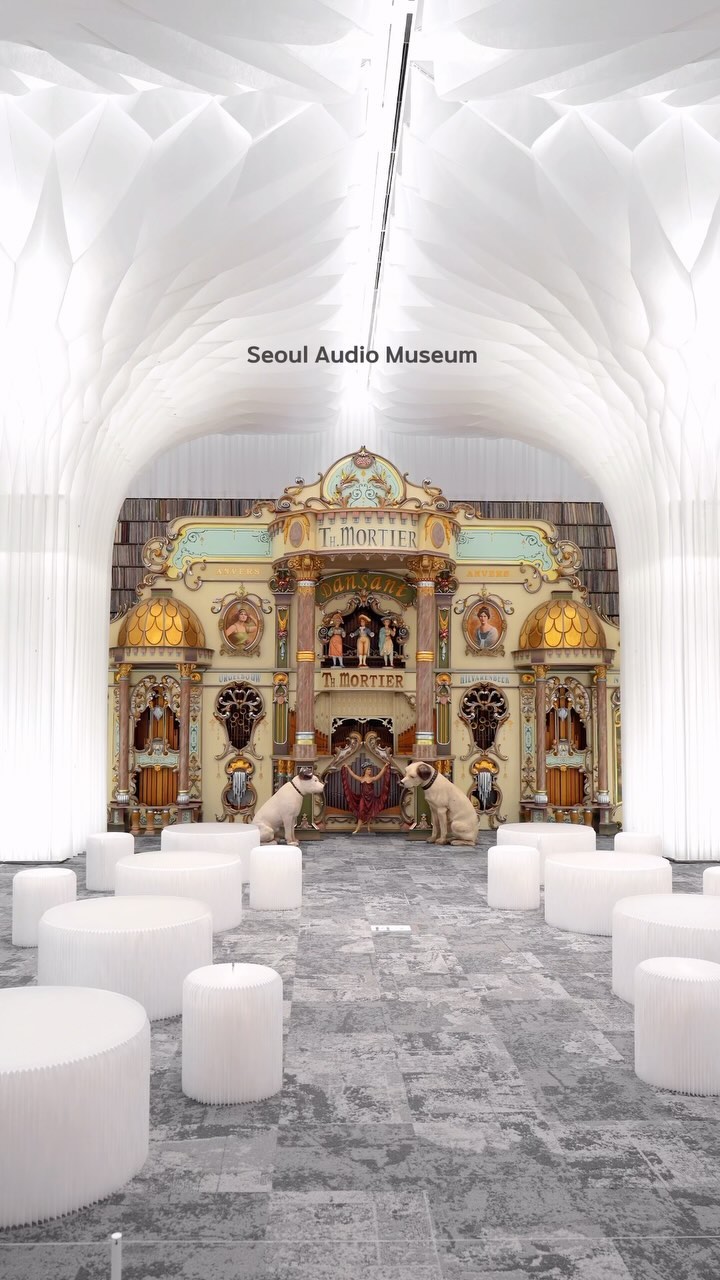 Explore Audio History At The Audeum Audio Museum