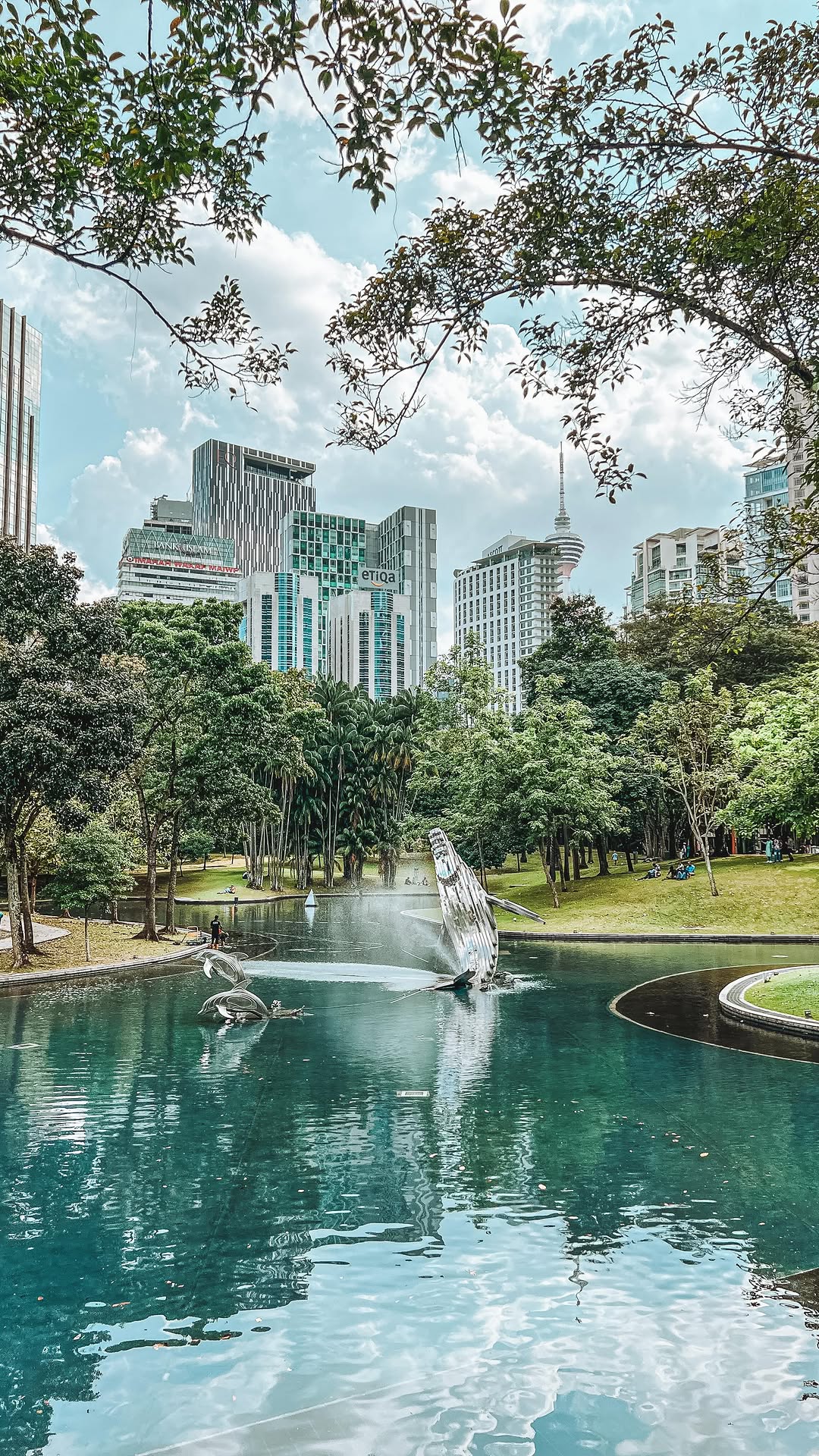 Covered Walkway Connects Kuala Lumpur's Top Attractions