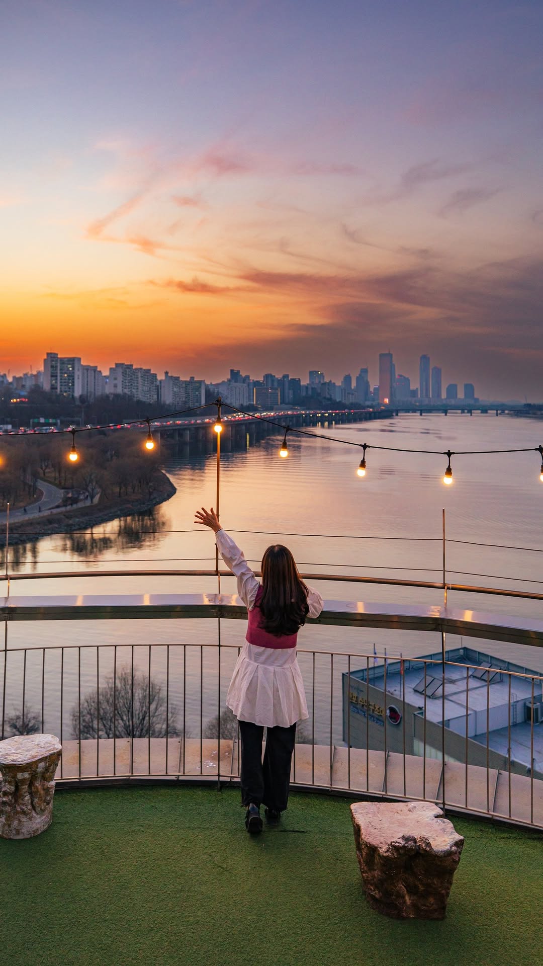 Seoul River Views At Sunset Parks And Bridges