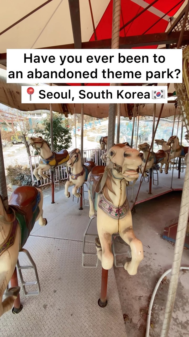 Abandoned Amusement Park Offers Unique Photo Opportunities